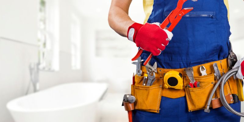 Como Evitar Golpes na Contratação de Encanador em Montes Claros